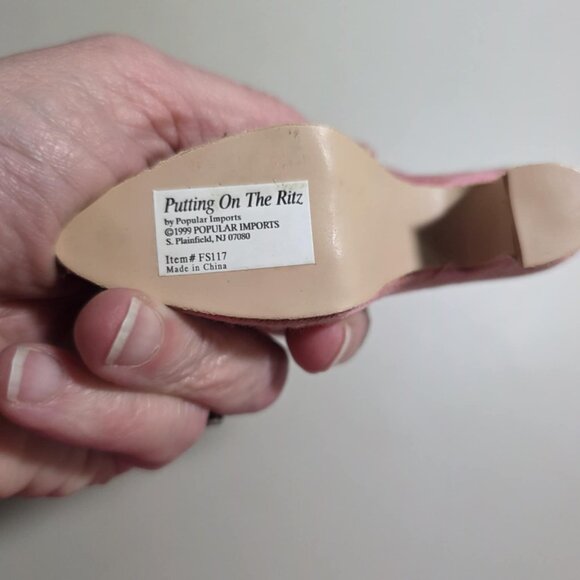 EUC Putting on the Ritz Tiny Shoe - Picture 2 of 7